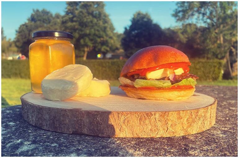 Le restaurant - Priscus Burger - Restaurant Beuvron-en-Auge - bien manger BEUVRON-EN-AUGE