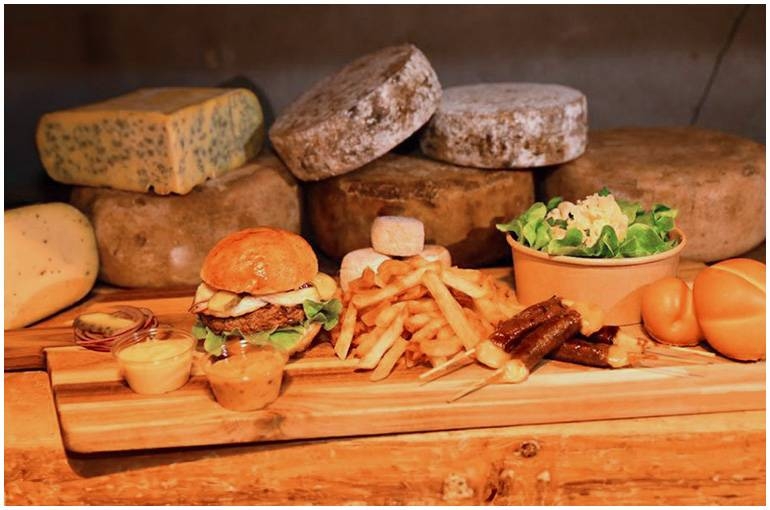 Le restaurant - Priscus Burger - Restaurant Beuvron-en-Auge - restaurant BEUVRON-EN-AUGE